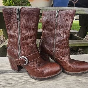 Born leather boots